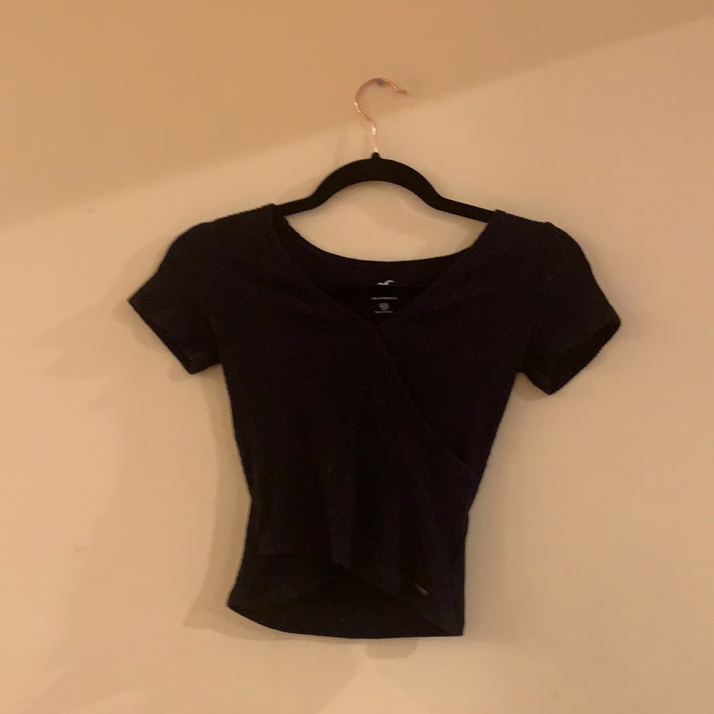 size xs black shirt